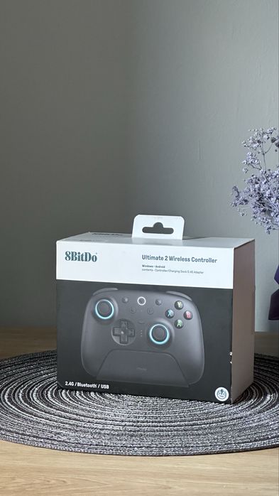 8BitDo Ultimate 2 Wireless Controller — це бездротовий геймпад преміумкласу, створений переважно для ПК (Windows) та Android-пристроїв.