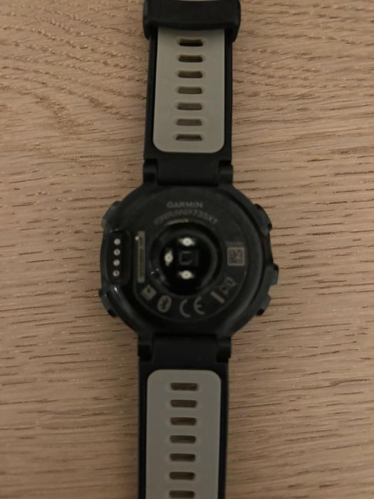 Garmin Forerunner 735 XT