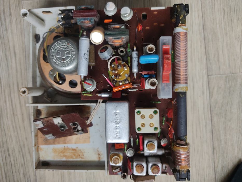 Вега переносной приемник