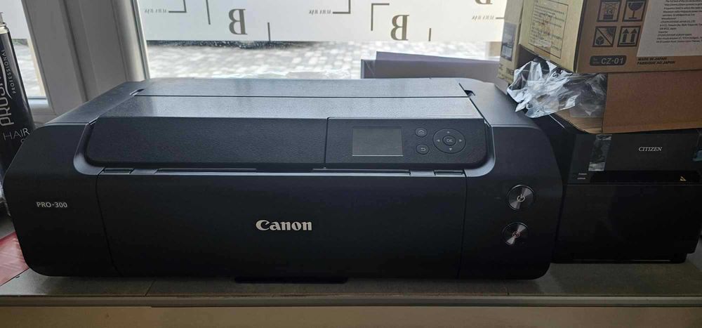 Profesnonalna drukarka Canon imagePROGRAF PRO-300
