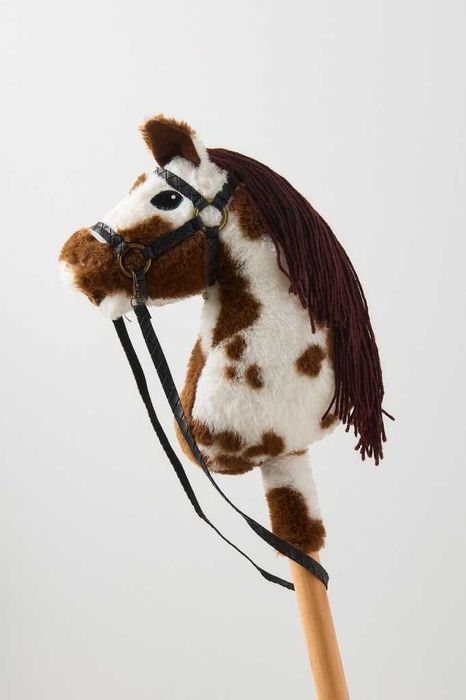 Hobby Horse koń na kiju pluszowy z kantarem i wodami