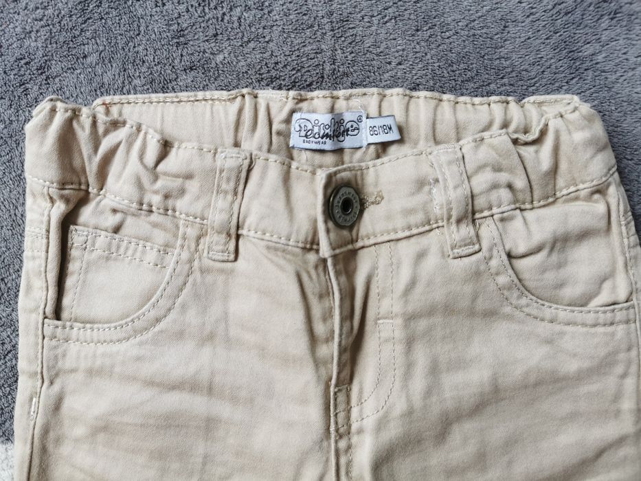 Spodnie spodenki Dirkje z TkMaxx r. 86