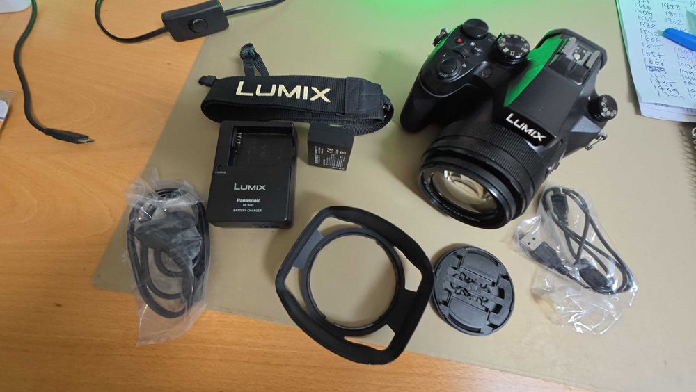 Panasonic Lumix DMC FZ2200