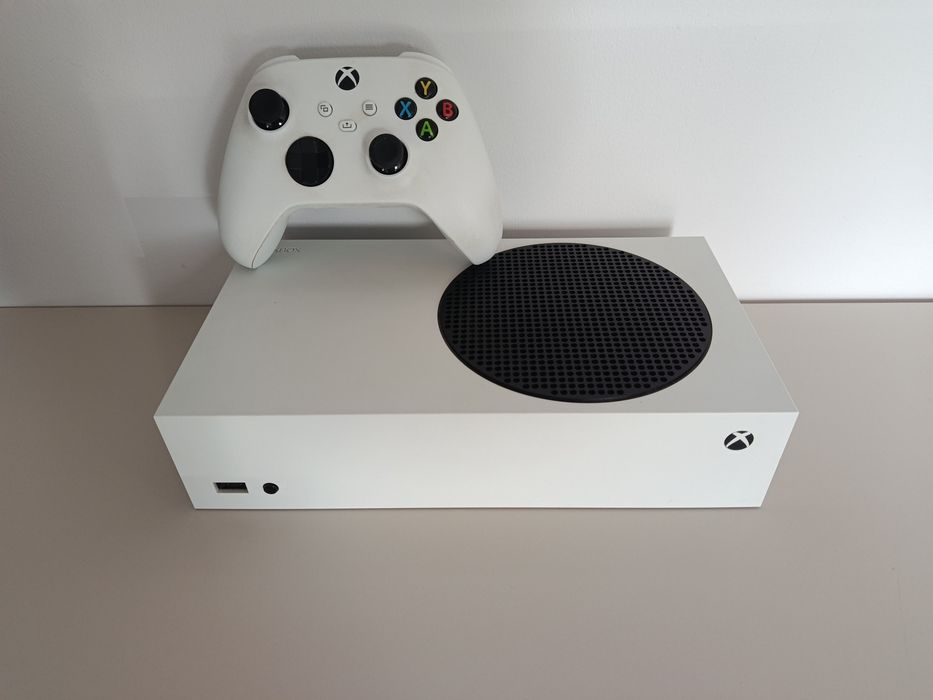Xbox Series S 512GB + Oryginalny Pad | Stan Bardzo Dobry | Idealna do GTA 6!