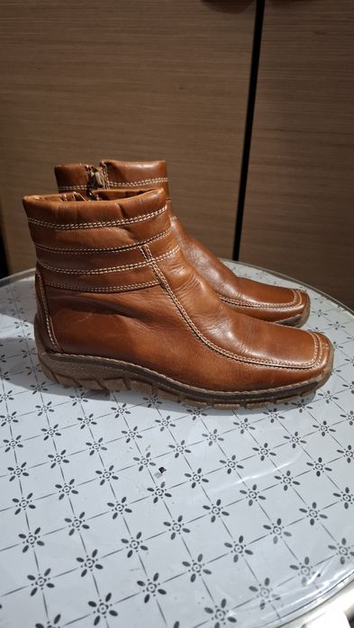 Ciepłe botki naturalna skóra, kauczuk na chore nogi r.37