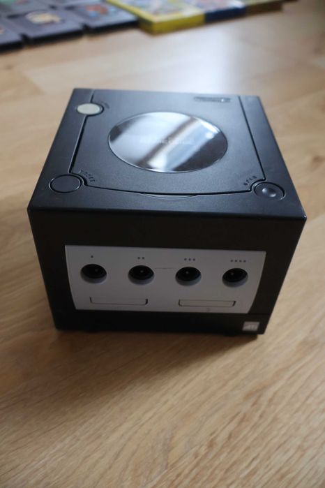 Sama Konsola Nintendo Gamecube NGC Ładny stan EUR PAL Dol-001 Sprawny