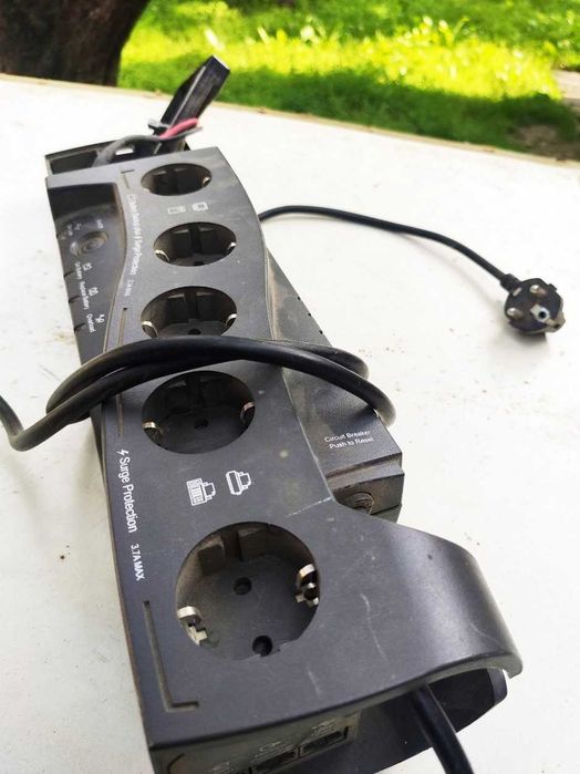 бесперебойник резервное питание UPS ИБП