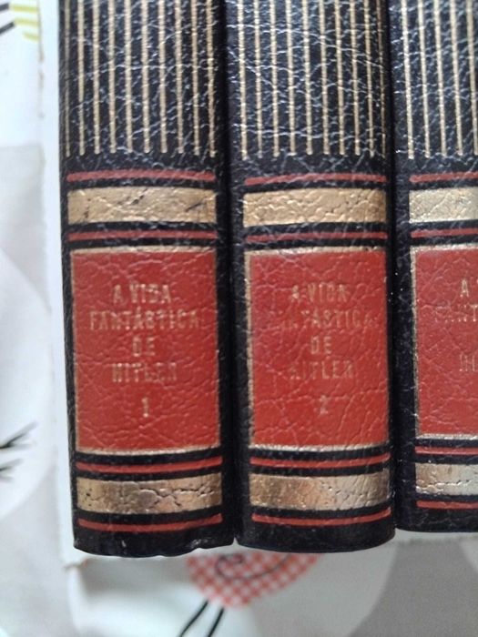 Vendo coleção completa de Livros "O Terror Nazi - Documentos"