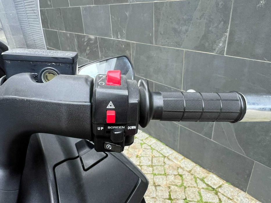 Suzuki Burgman 650 Executive (AN650)