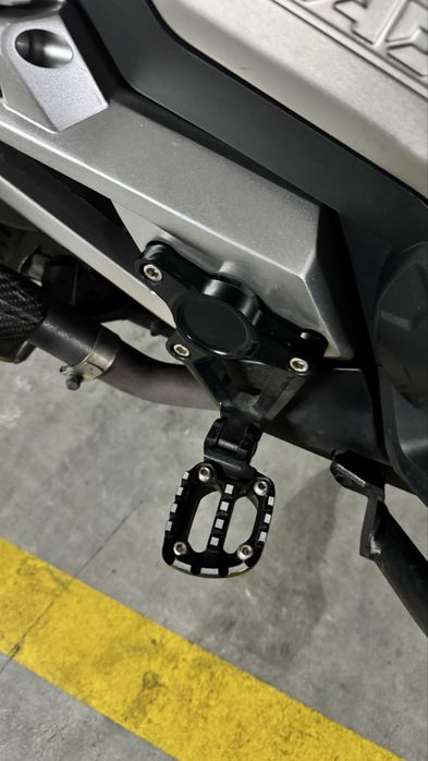 Honda X ADV 750 impecável