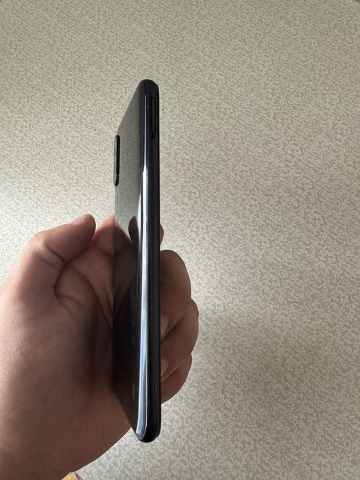 Продам xiaoma mi a3 4/64
