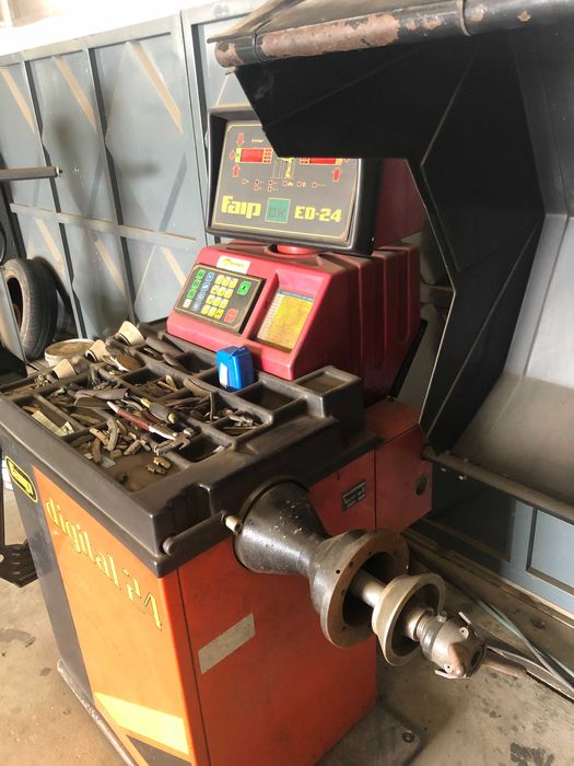 Máquina de equilibrar Faip