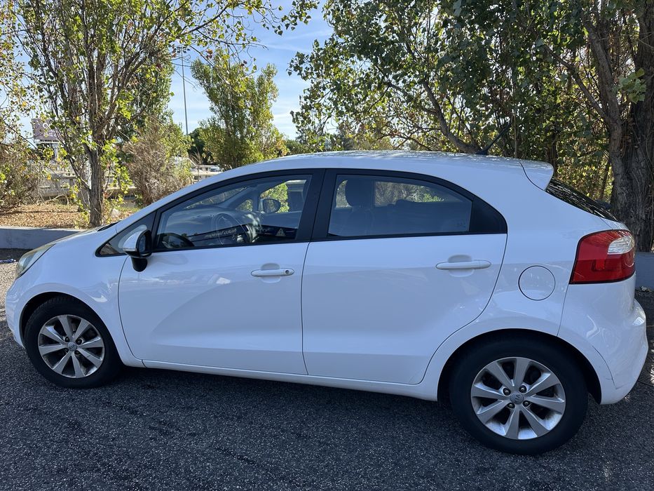 Kia Rio 1.2 CVVT TX (IUC e IPO até 10/2027)