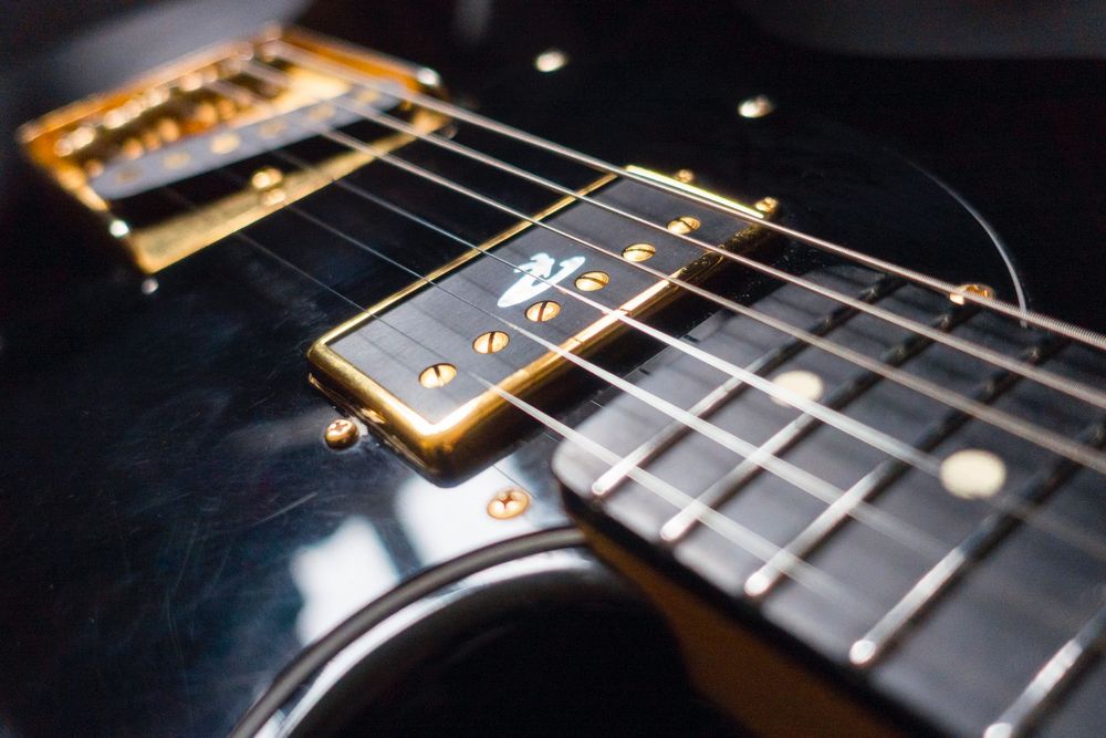 Zarezerwowana – Gitara elektryczna Ruokangas Mojo Classic 2011.