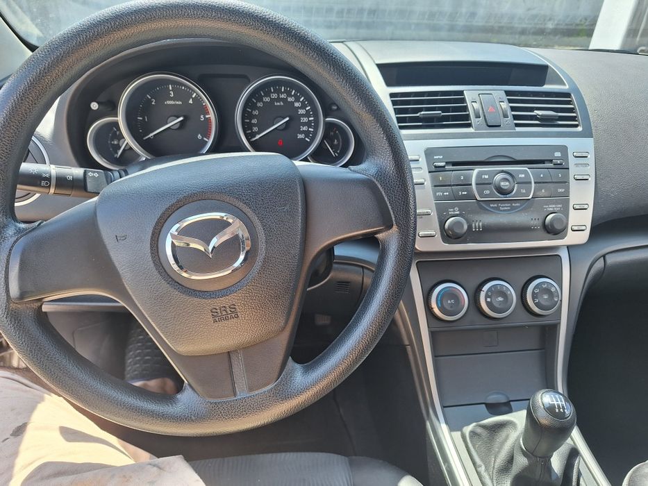 Mazda 6 impecável