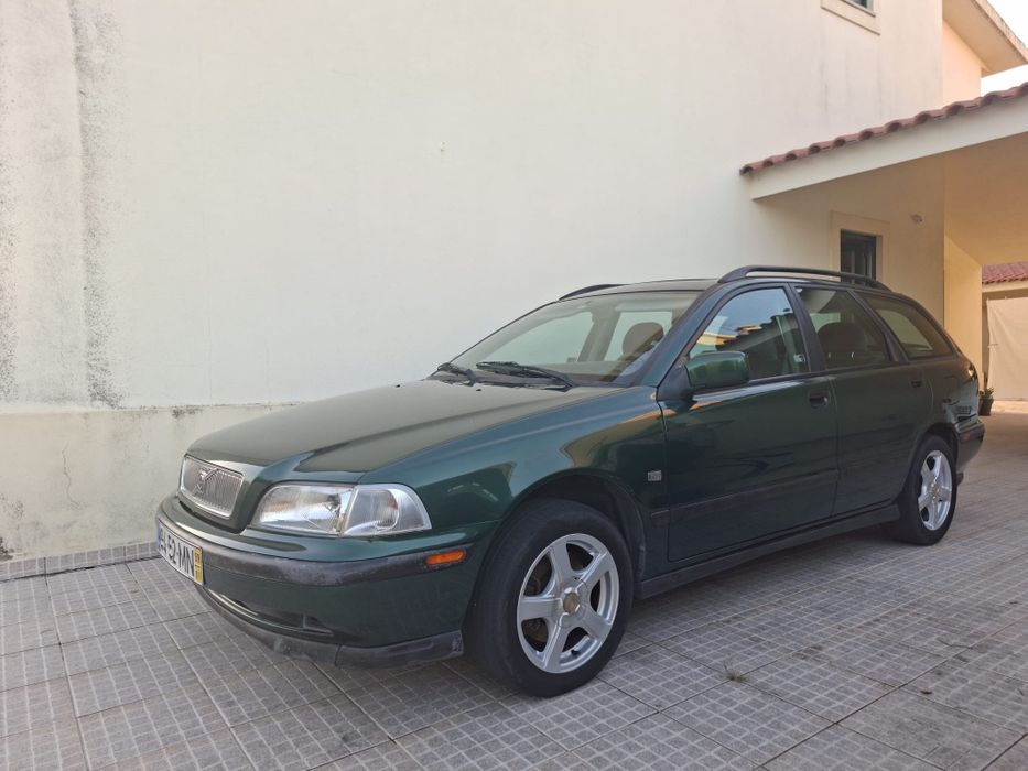 Em muito bom estado , com manutenção em dia.
