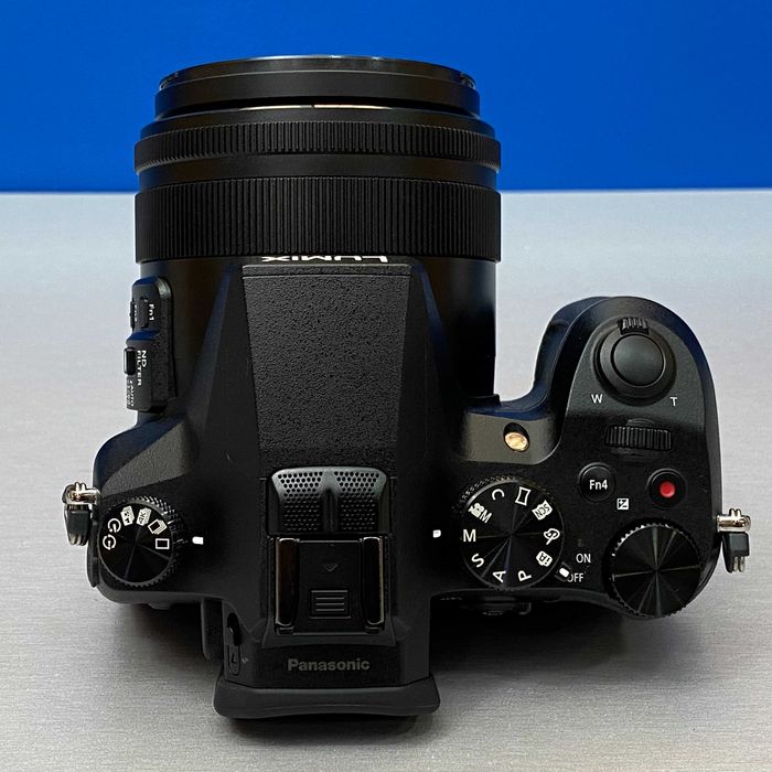 Panasonic Lumix DMC-FZ2000 | 20.1MP