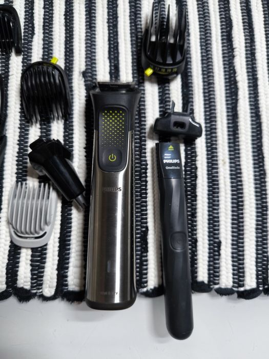 Aparador Philips MG9551 + Philips One Blade