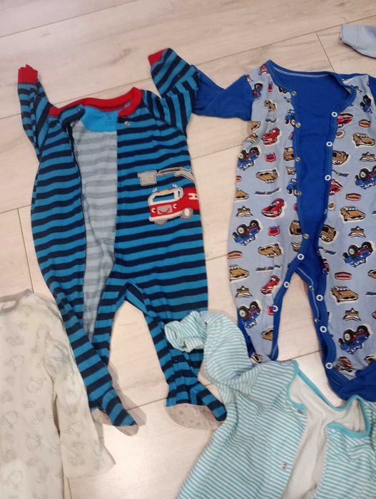 Pajace , spodnie i sweter