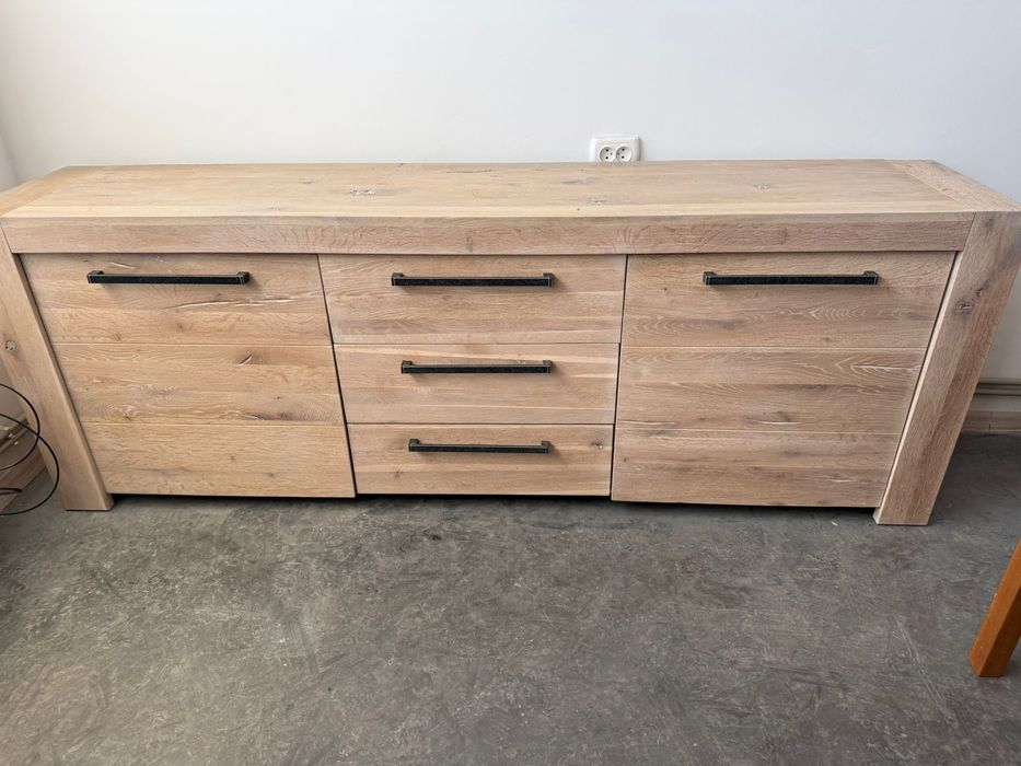 Комод з натурального дерева