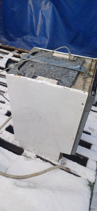 Встраиваемая посудомоечная машина BEKO DIS28123