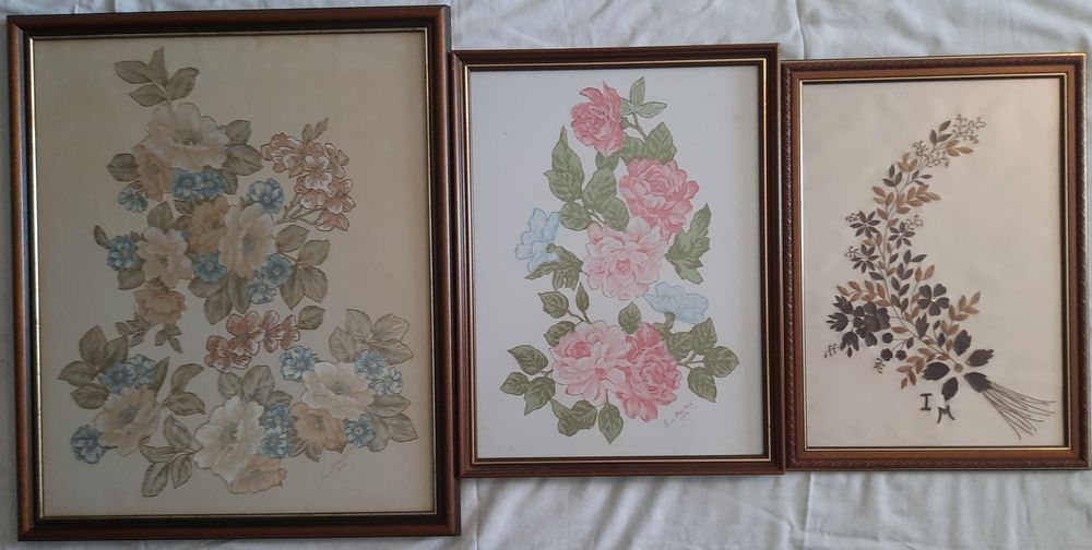 Quadros e travessas de artesanato