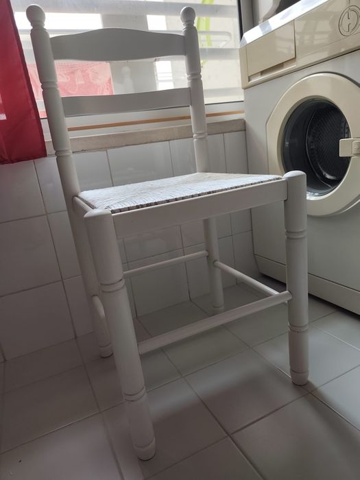 Mesa cozinha e 4 cadeiras