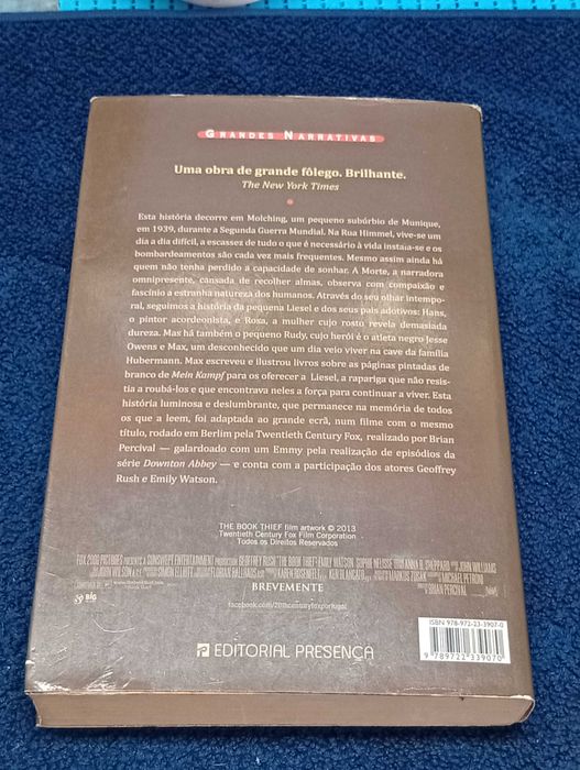 A Rapariga que Roubava Livros de Markus Zusak