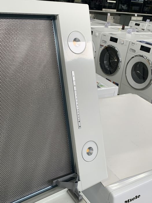 Витяжка Miele DA 2806