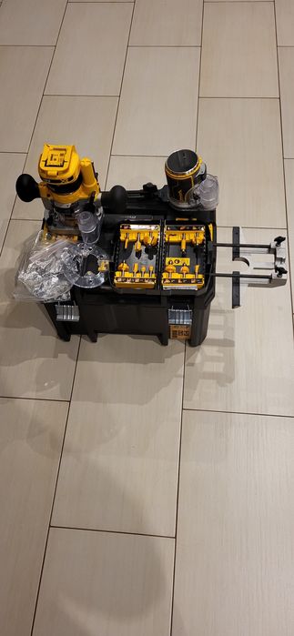 Akumulatorowa frezarka górnowzecionowa Dewalt 18v

DCW604NT-XJ

Freza