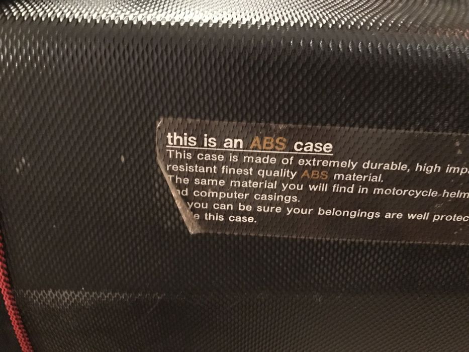 Mala viagem rigida (duas malas em ABS)