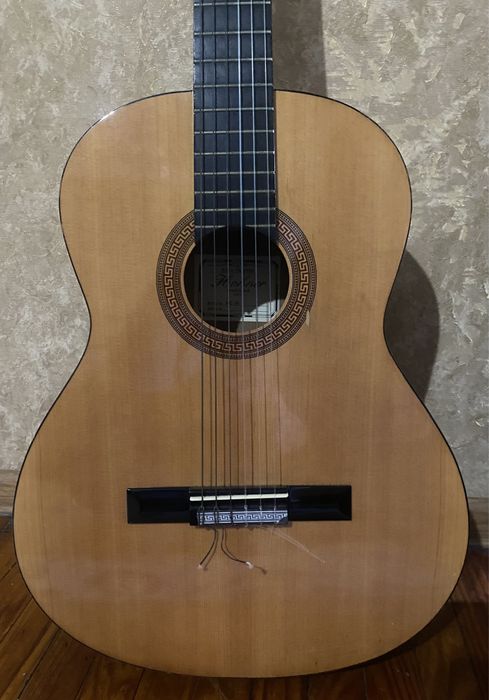 Гитара HOHNER HC06