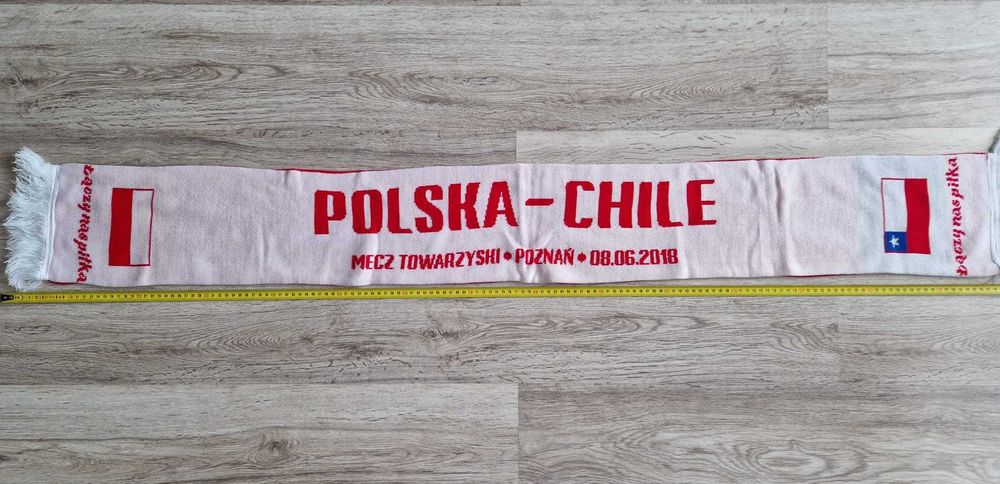 Nowy kolekcjonerski szalik kibica reprezentacji Polski