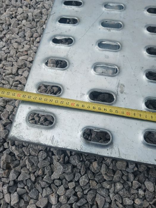 Najazdy 2.5m 3tony jeden