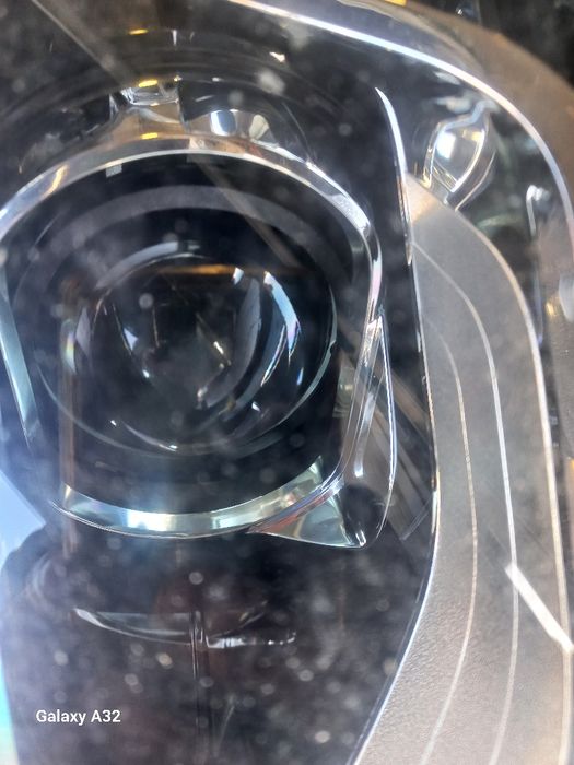 Megane farol esquerdo  led com deficiência