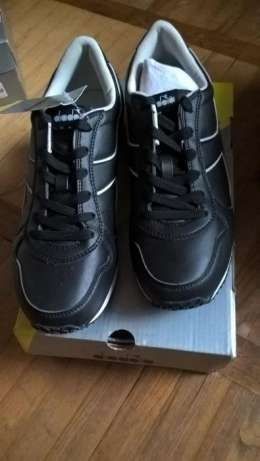 Diadora р.43-44 стельки-28см кроссовки