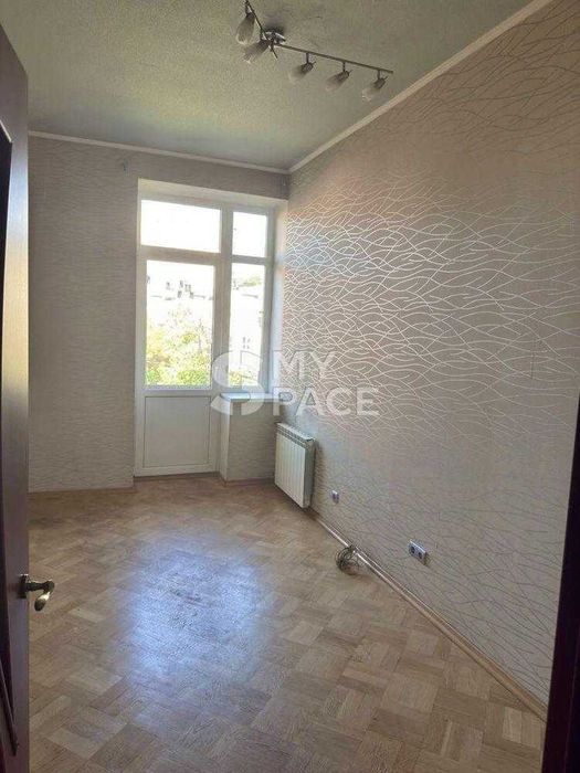 2 к кв  60кв.м на Печерську  вул. Катерини Білокур, 2/8