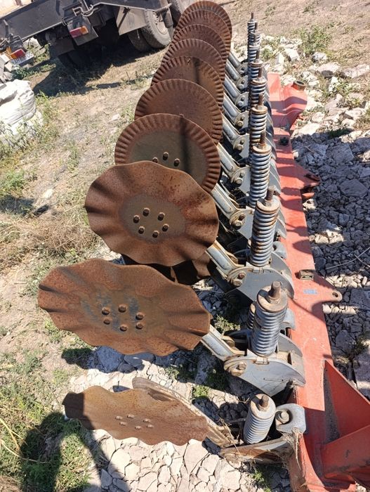 Сівалка KUHN Huarb захват 6 метрів під трактор 190-220к.с.