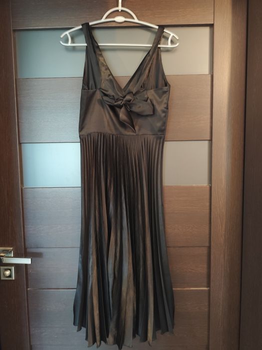 Sukienka koktajlowa, czarna