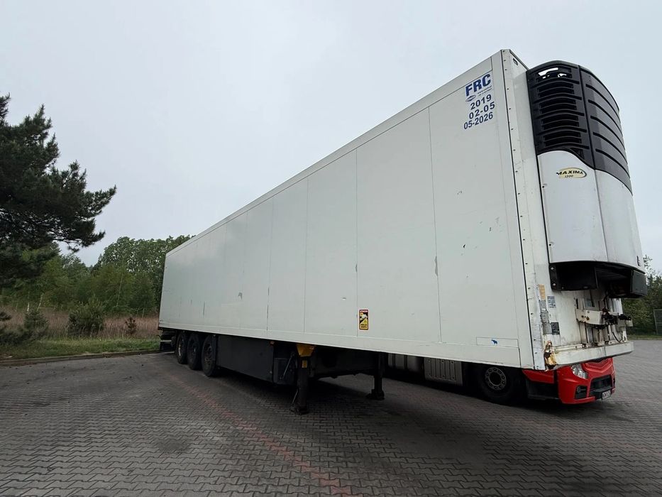 Schmitz Cargobull SKO 24  Schmitz Cargobull SKO 24 , Carrier Maxima 1300