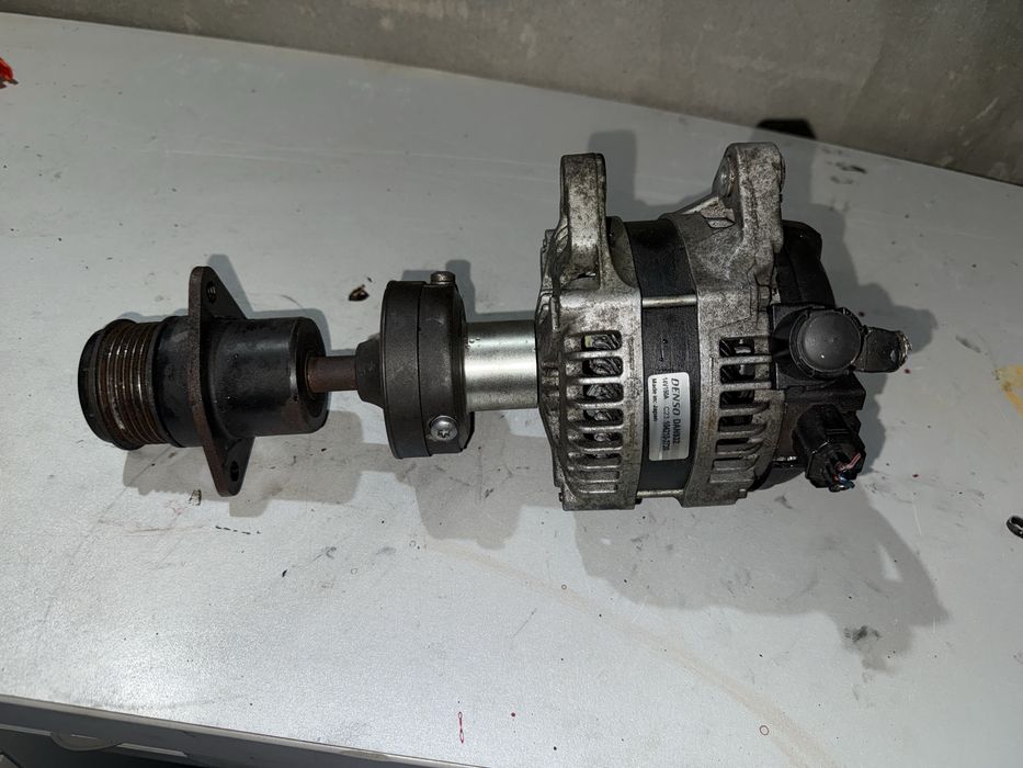 Генератор Ford Foccus c-max 1,8 TDCI