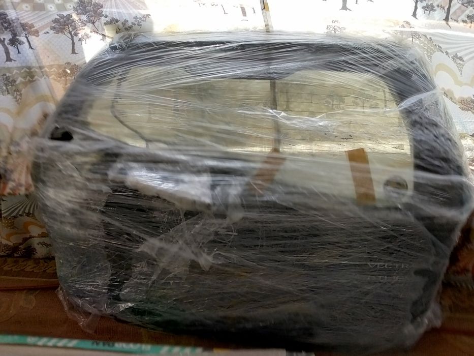 Porta de Opel  Vectra para desocupar urgente