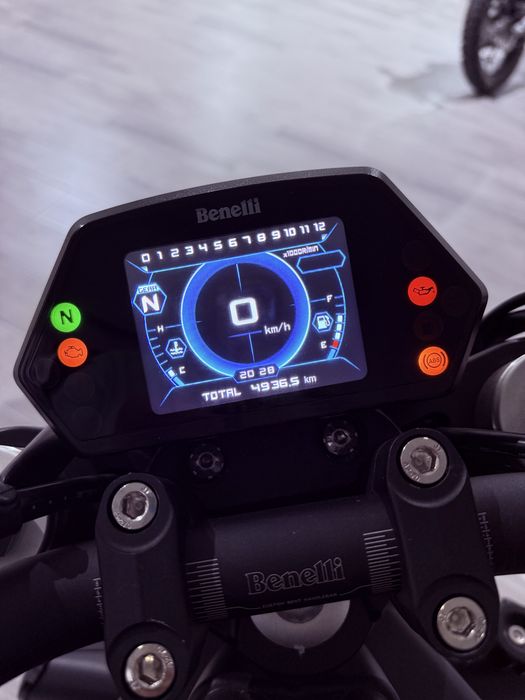 Benelli 502c  igual a nova com apenas 4900km