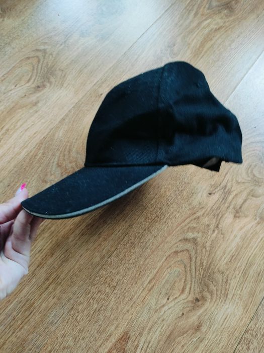 Czapka z daszkiem