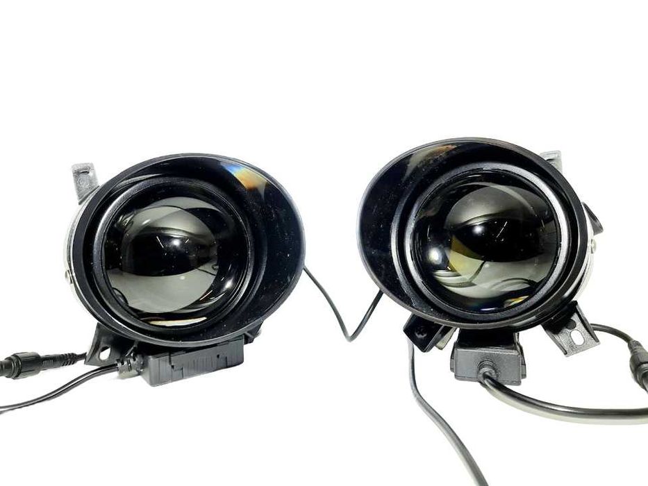 Противотуманка AUDI A4/A5/A6/Q3/Q5  Passat CC біле/жовте ближнє/дальнє