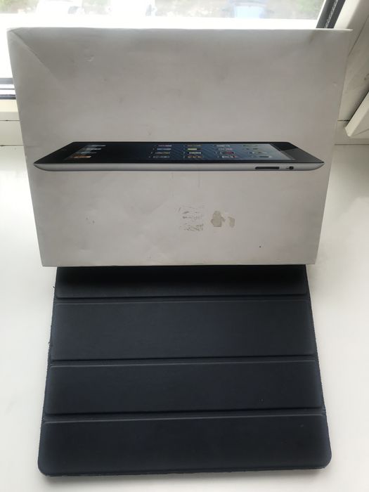 Планшет Apple iPad 4