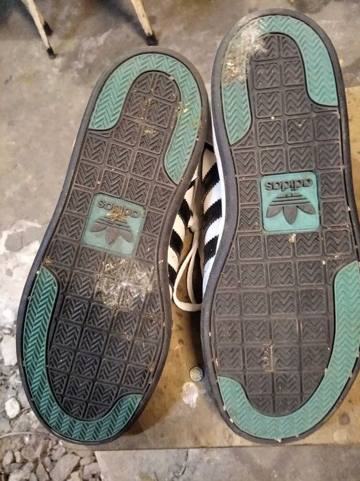 Кросівки від adidas