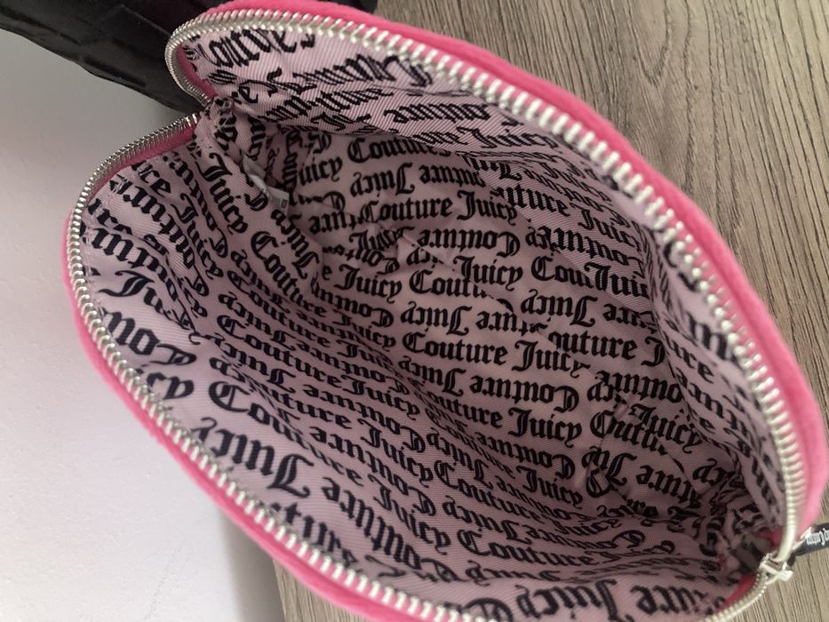 Kosmetyczka Juicy Couture Twig Dog różowa welur