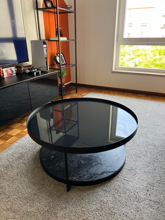 Mesa de centro preta IKEA