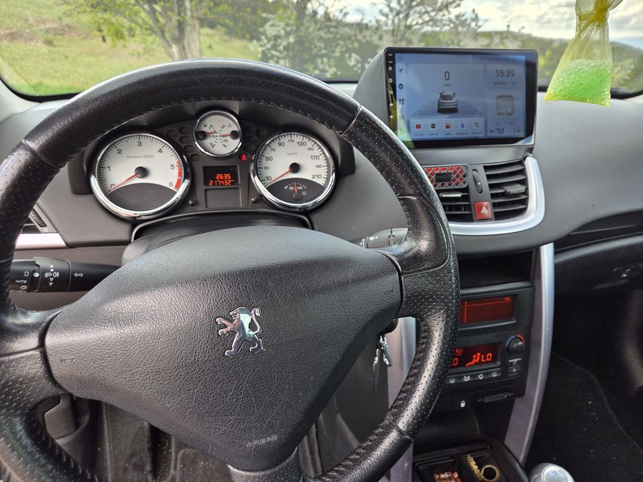 Peugeot 207 CC 1.6 hdi